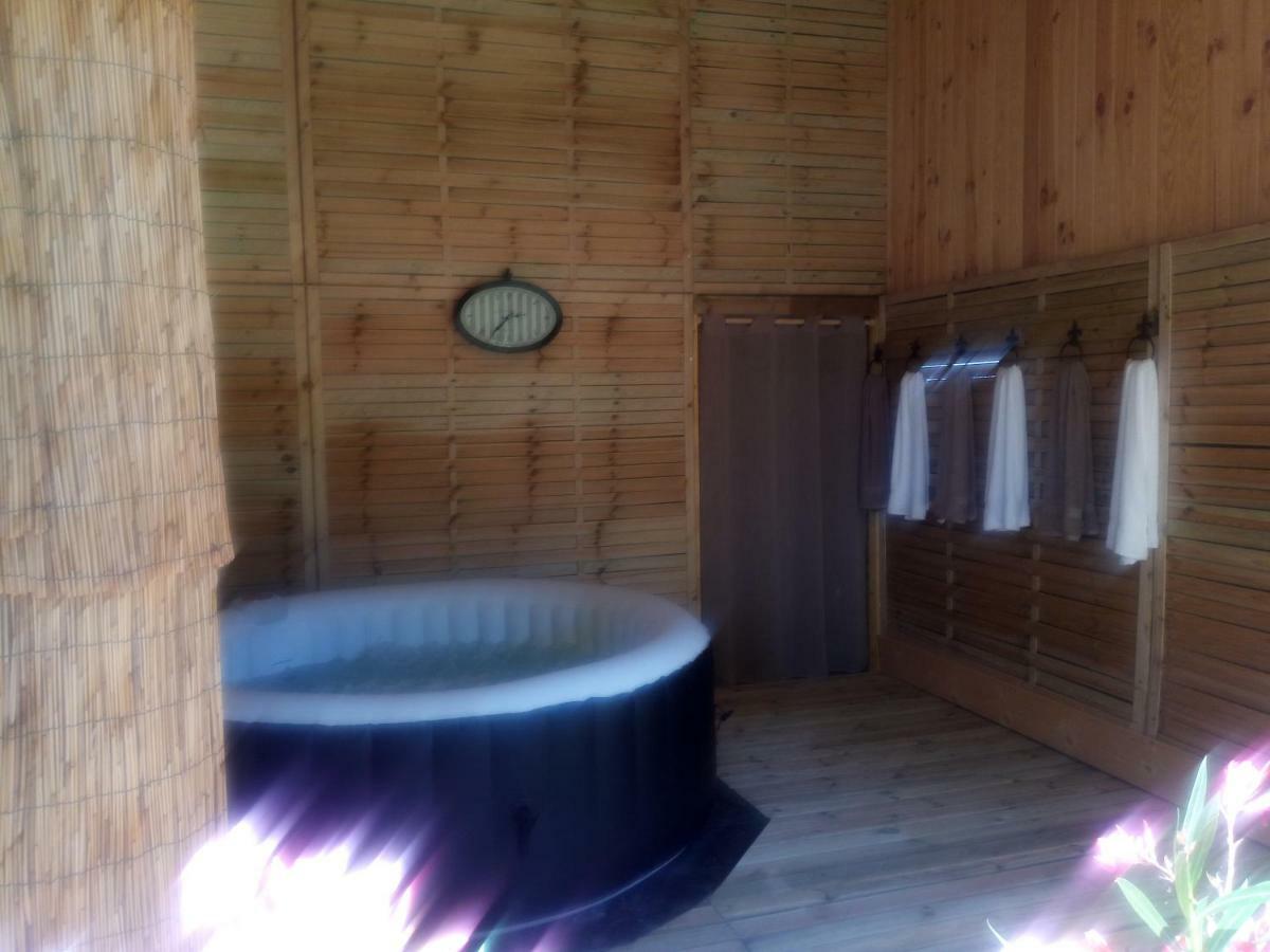 Bed and Breakfast Montplaisir Montendre Exterior foto